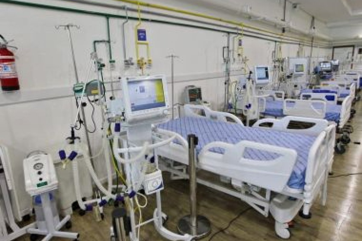 428 pessoas aguardam vagas de UTI nesta sexta na Bahia