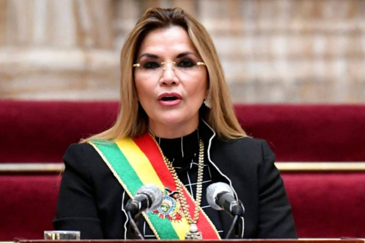 Jeanine Añez, ex-presidente interina da Bolívia, é presa