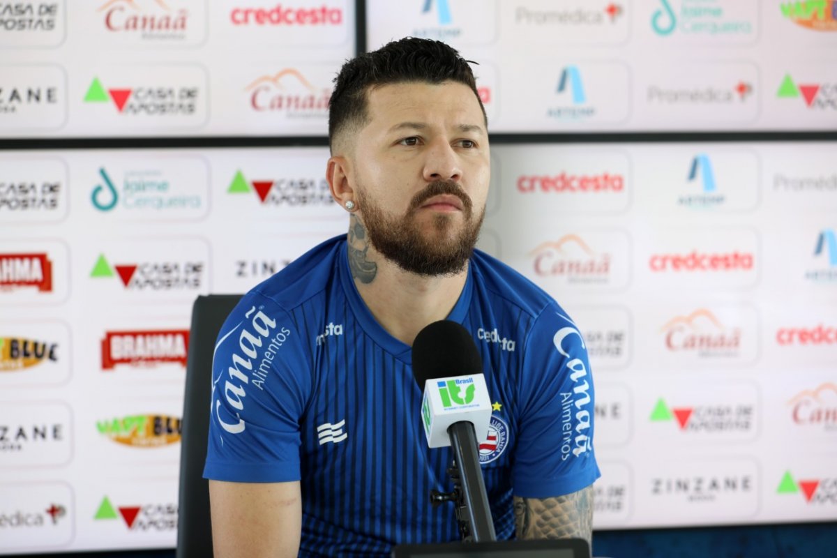 Árbitro do Ba-Vi relata xingamentos de Rossi a equipe de arbitragem na súmula