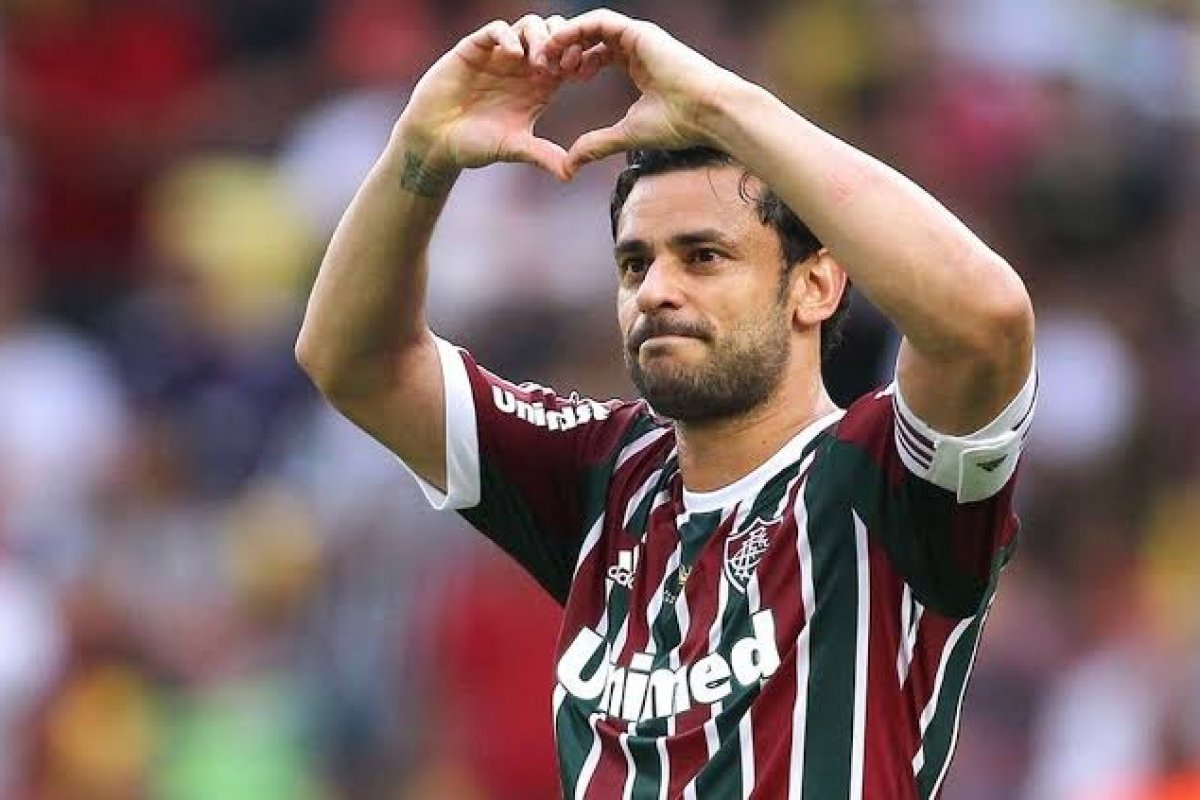 Jogador do Fluminense está construindo mansão na Bahia