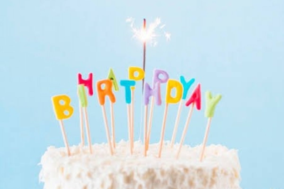 Confira os aniversariantes famosos desta segunda-feira, 22 de março 