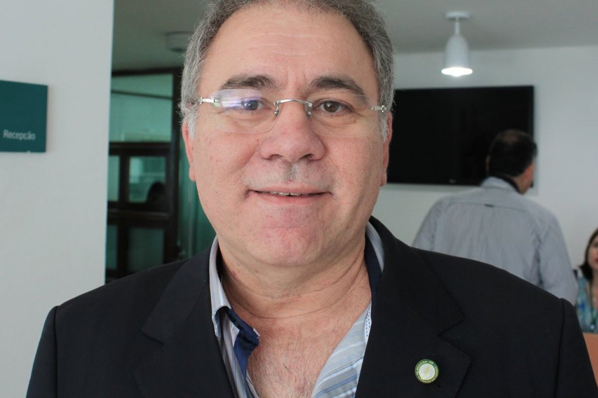 Marcelo Queiroga aceita convite para assumir o Ministério da Saúde