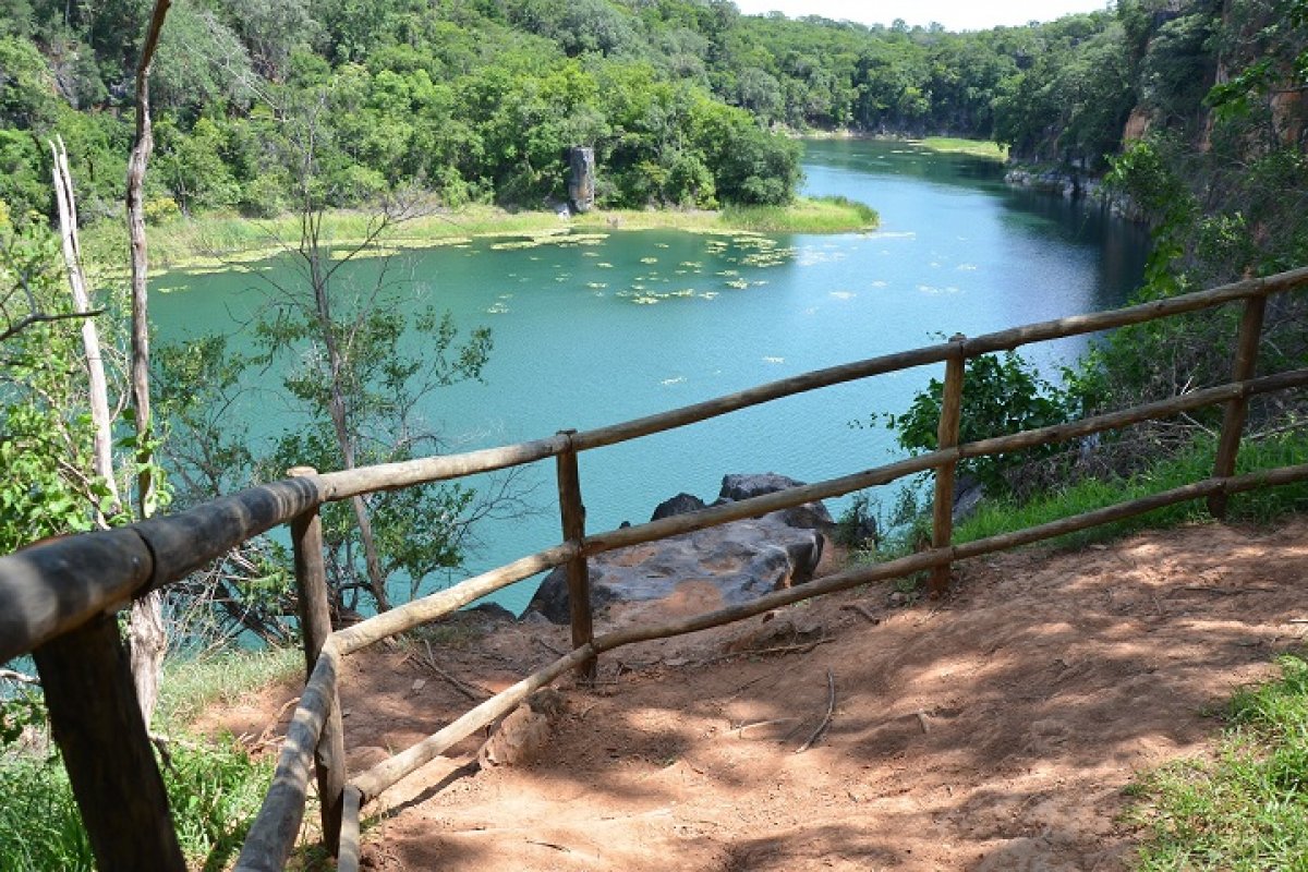 Regularização de serviços turísticos