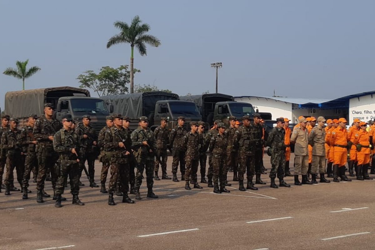Municípios de Rondônia já recebem militares para conter incêndios 