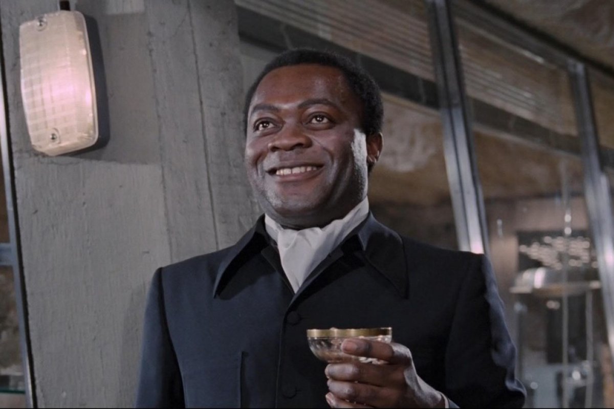 Morre aos 81 anos, ator Yaphet Kotto, conhecido como vilão de James Bond