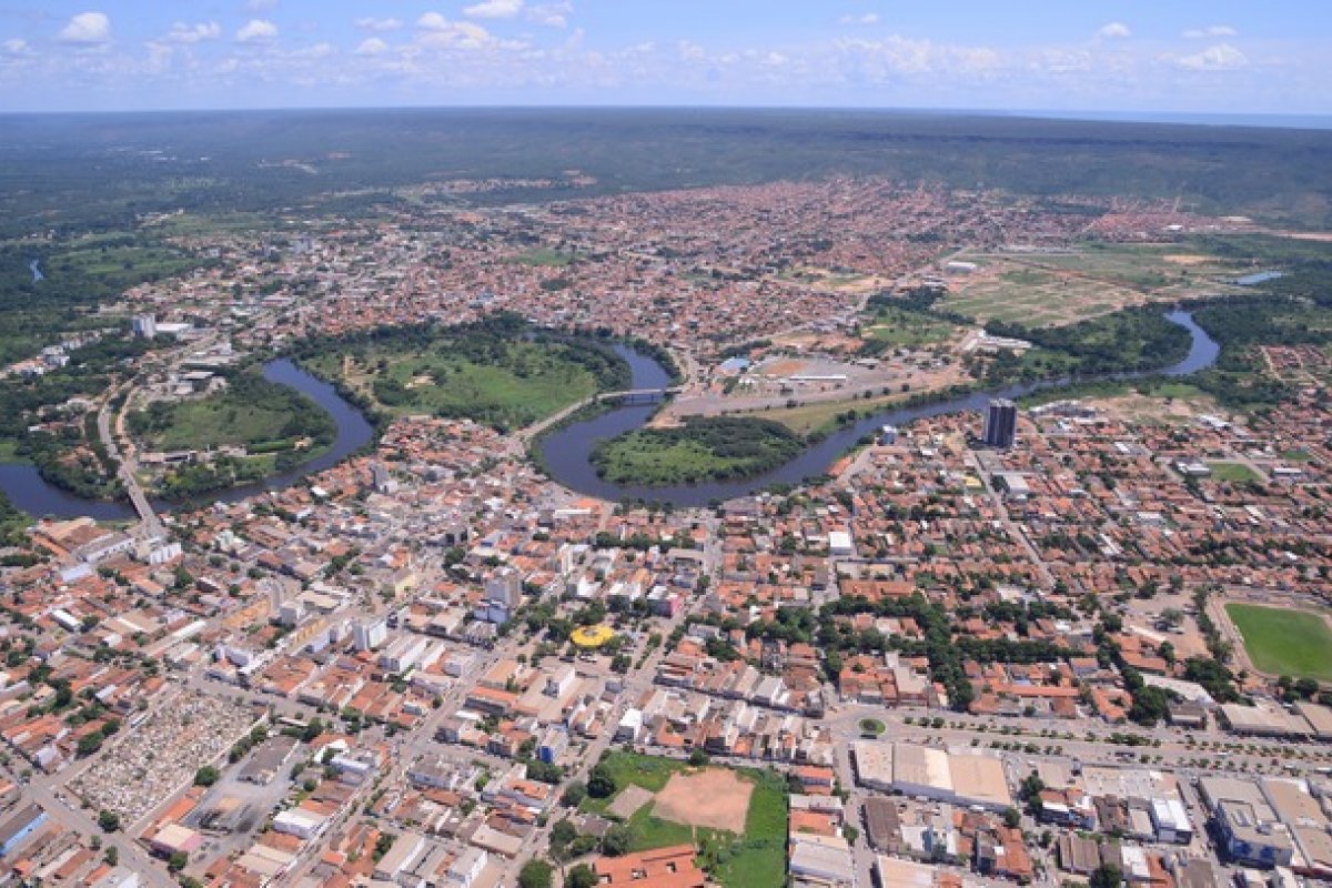 Prefeitura de Barreiras, na Bahia, decreta situação de emergência devido avanço da covid-19