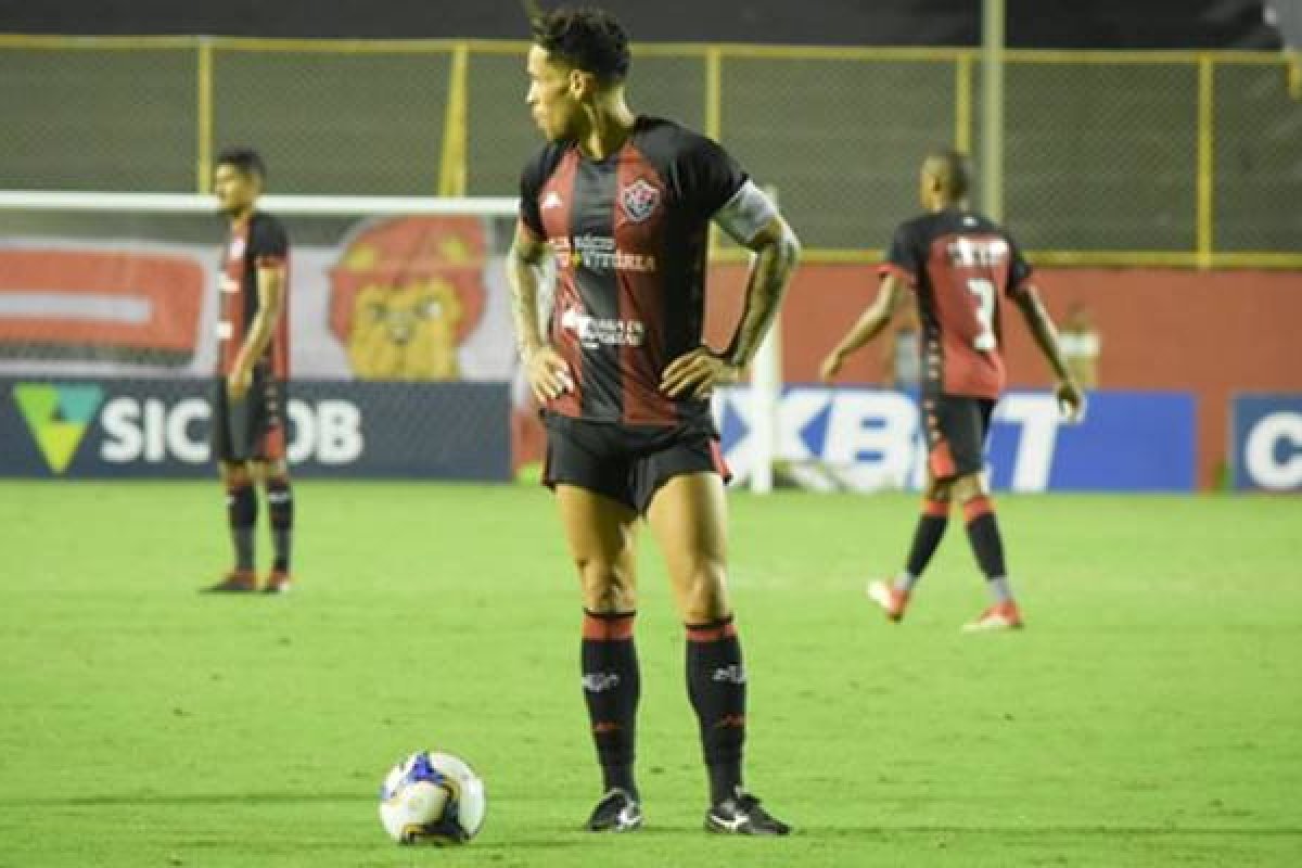 Em jogo fraco, Vitória e Operário empatam no Barradão