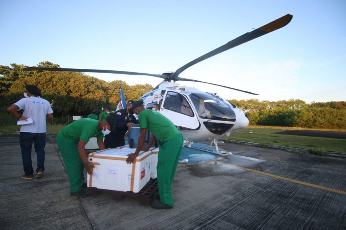 Mais de 308 mil doses da CoronaVac chegam em Salvador nesta quarta (17)