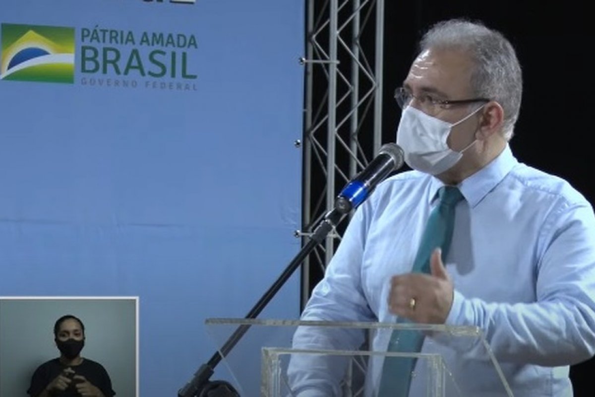 Mortes por Covid-19 serão reduzidas com distanciamento social, afirma novo ministro da Saúde