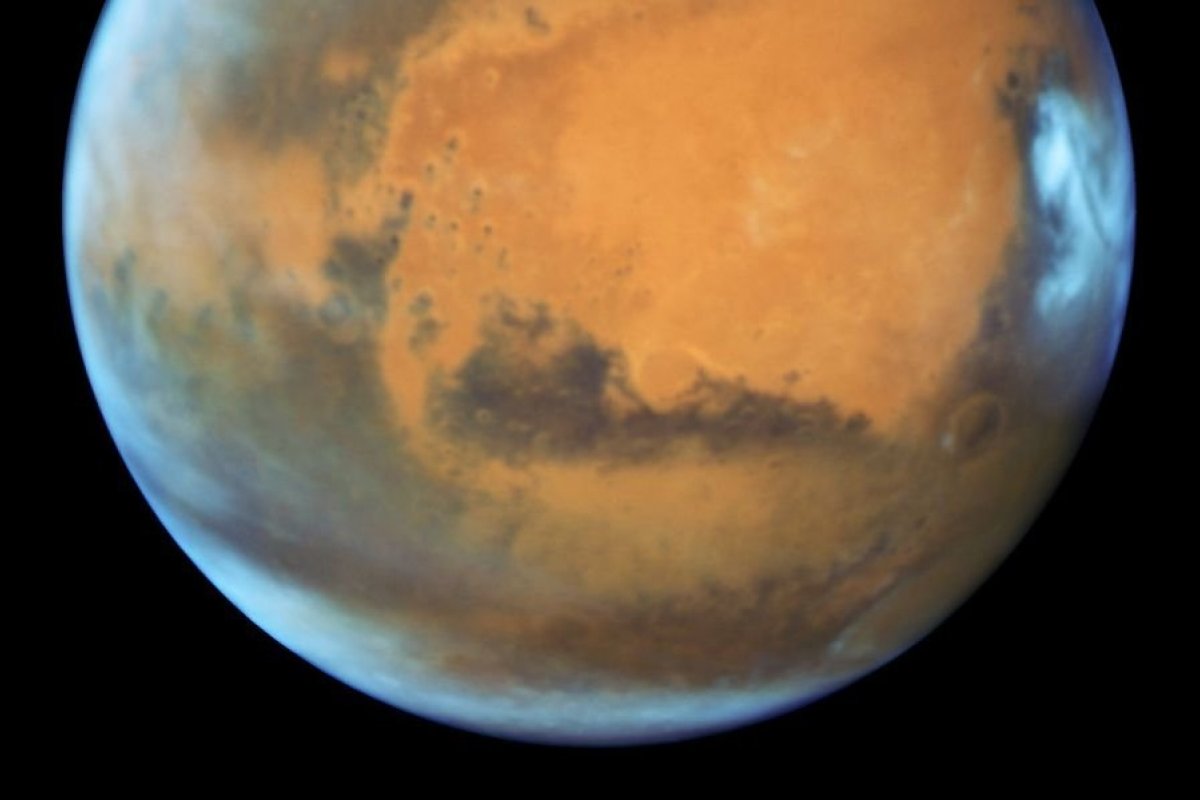 Segundo cientistas, água de Marte pode estar retida dentro de minerais na crosta do planeta