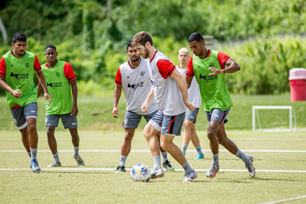 Após Ba-Vi, Rubro-Negro se reapresenta e treina de olho no Sampaio Corrêa