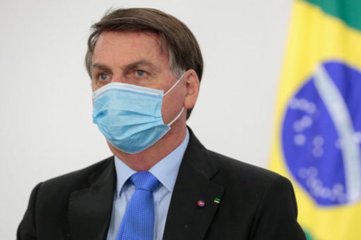 Após morte de Major Olimpio, Bolsonaro cancela ida ao Congresso para entrega de MPs