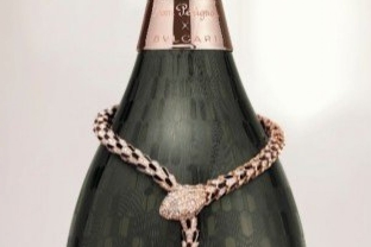 Bvlgari e Dom Pérignon lançam garrafa magnum