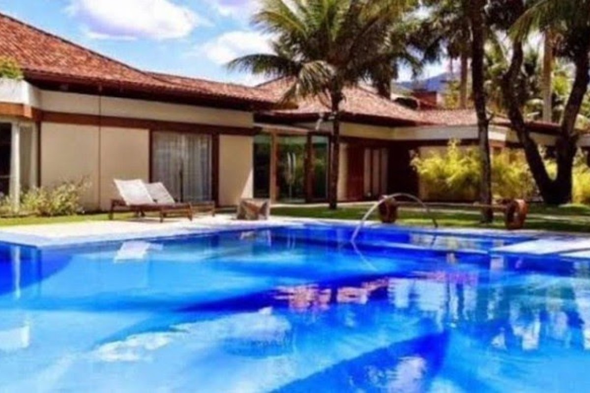 Neymar compra mansão de Cláudia Raia