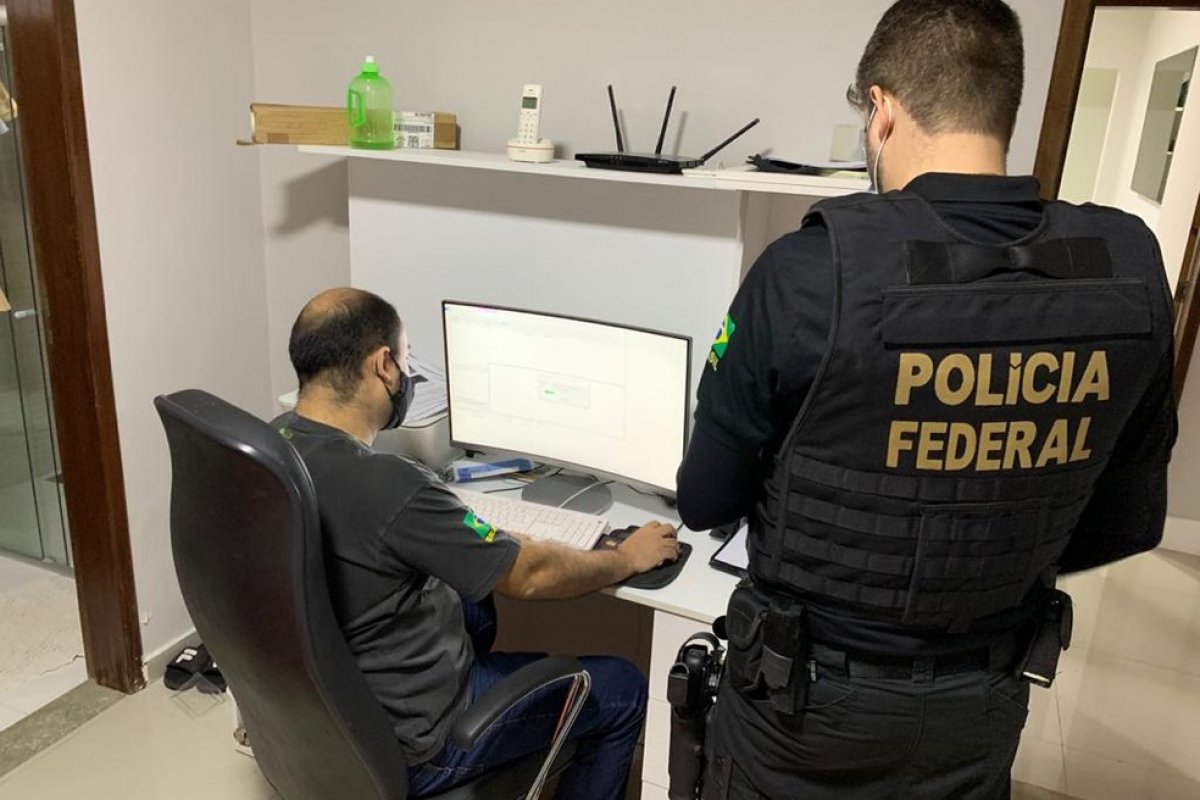 Operação da PF prende hacker suspeito de vazar dados de 223 milhões de brasileiros