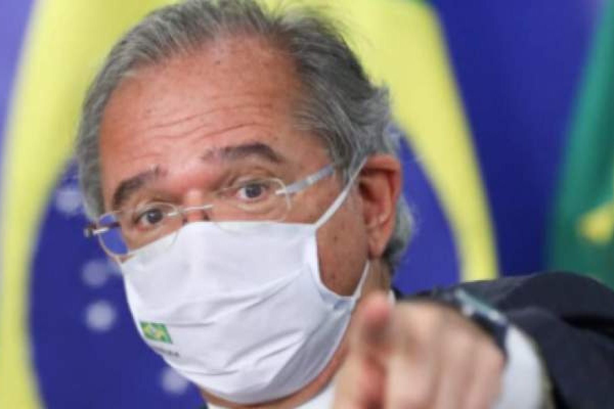 "5% da população foi vacinada, ainda é muito pouco", diz Paulo Guedes em entrevista à jornais espanhois