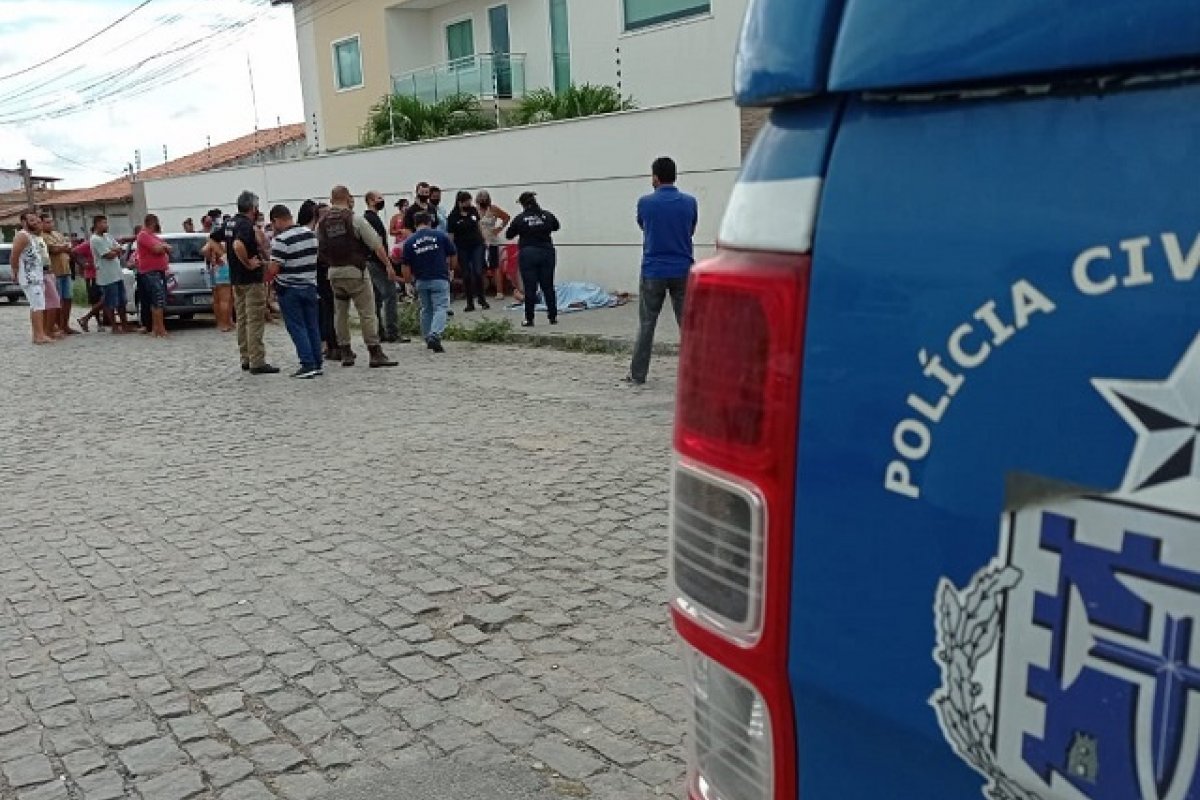Jovem é morto a tiros em Feira de Santana