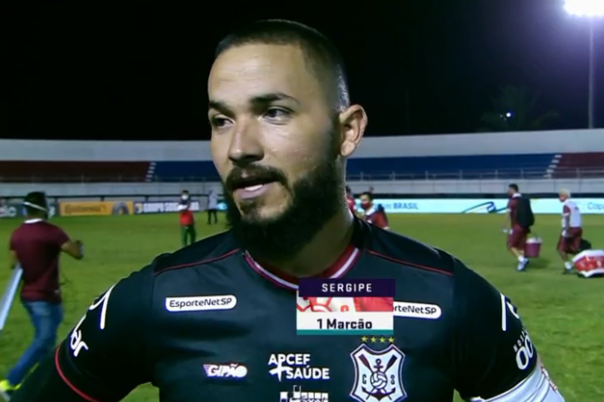 Vídeo: "Não concordo com a paralisação do campeonato em si", diz goleiro do Sergipe