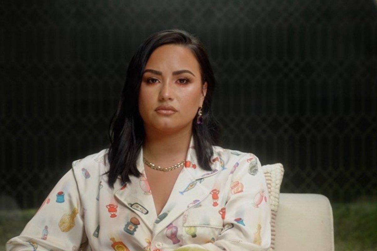 Demi Lovato revela em documentário dificuldade para ficar sóbria após overdose