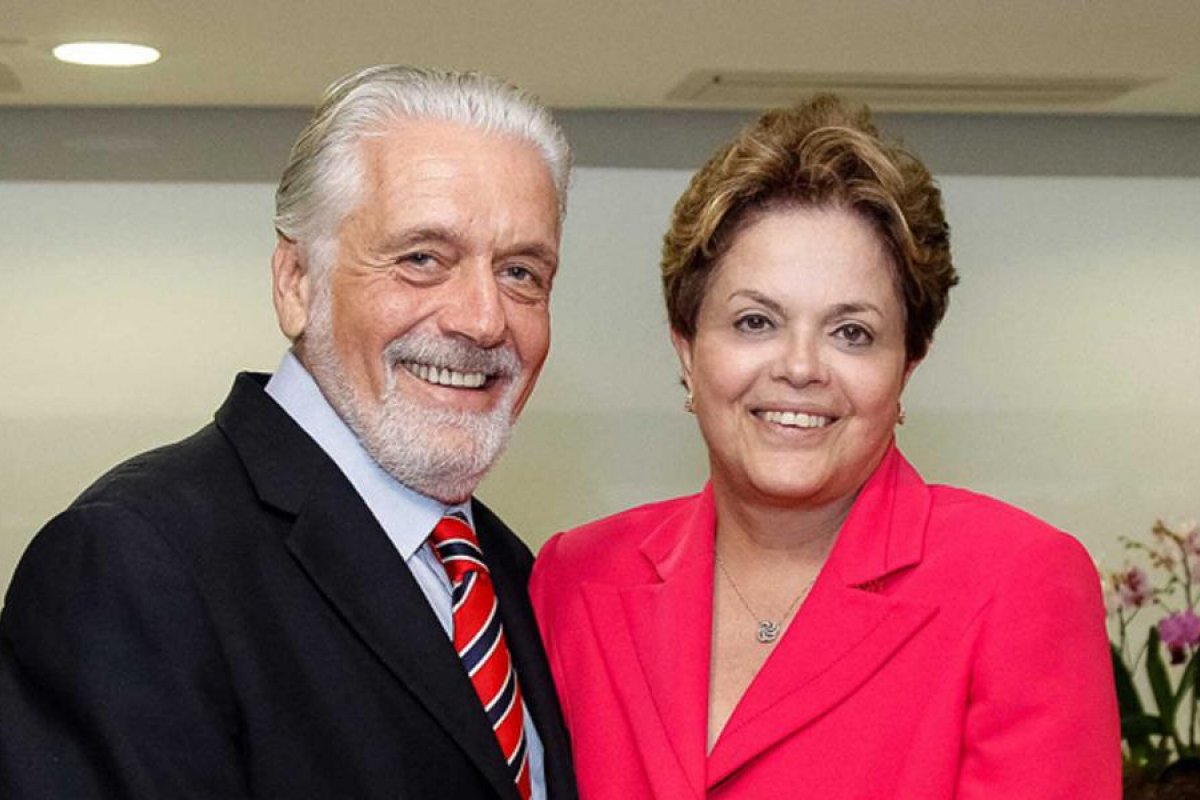 Wagner afirma que mandado de busca é uma tentativa de incriminá-lo