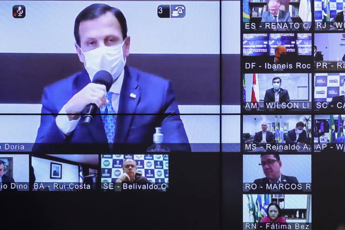 Contra Bolsonaro, PSDB e PT abrem caminho para diálogo