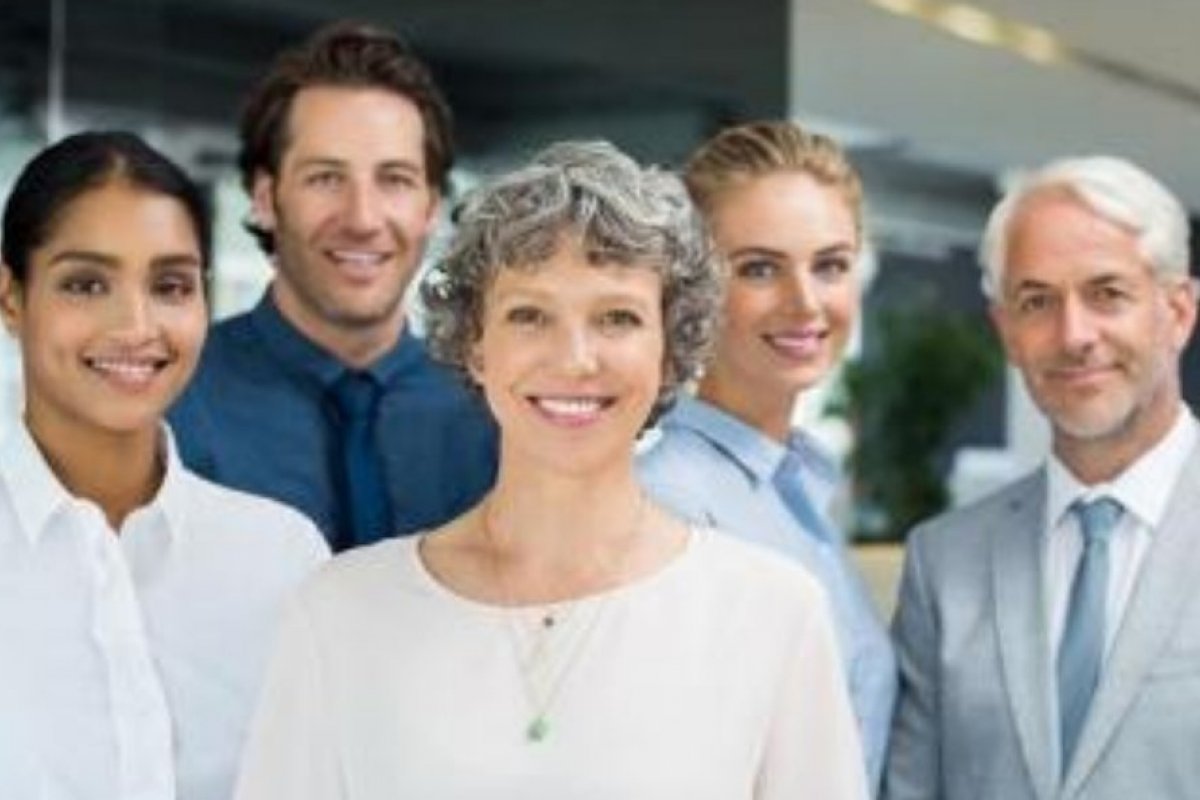 Diversidade etária - A importância e os benefícios em contratar pessoas maduras