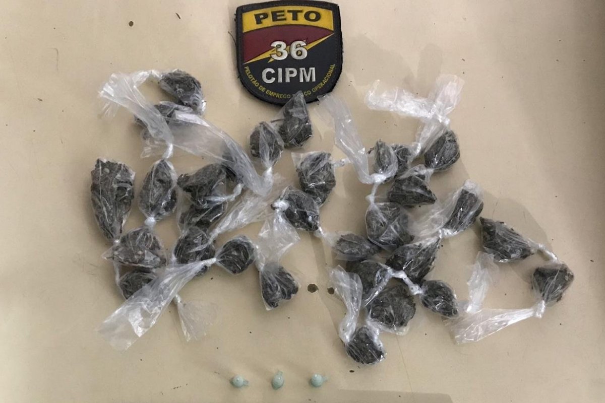 Homem é preso com drogas em Dias D'avila