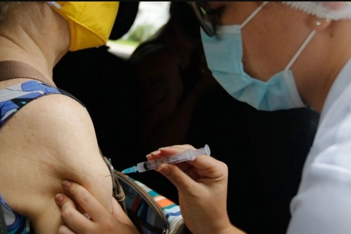 Mais 63 mil pessoas foram vacinadas em primeira dose na Bahia