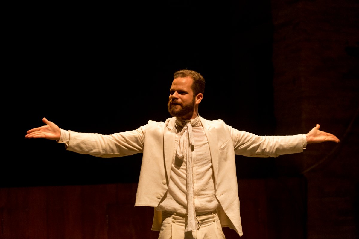 Espetáculo volta a cartaz com projeto 'Tem Psicoterapeuta na Plateia'