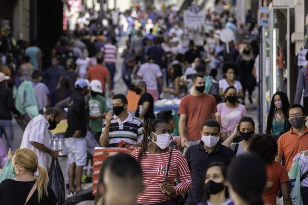 Ferramenta on-line colabora no monitoramento da pandemia da Covid-19 no Brasil