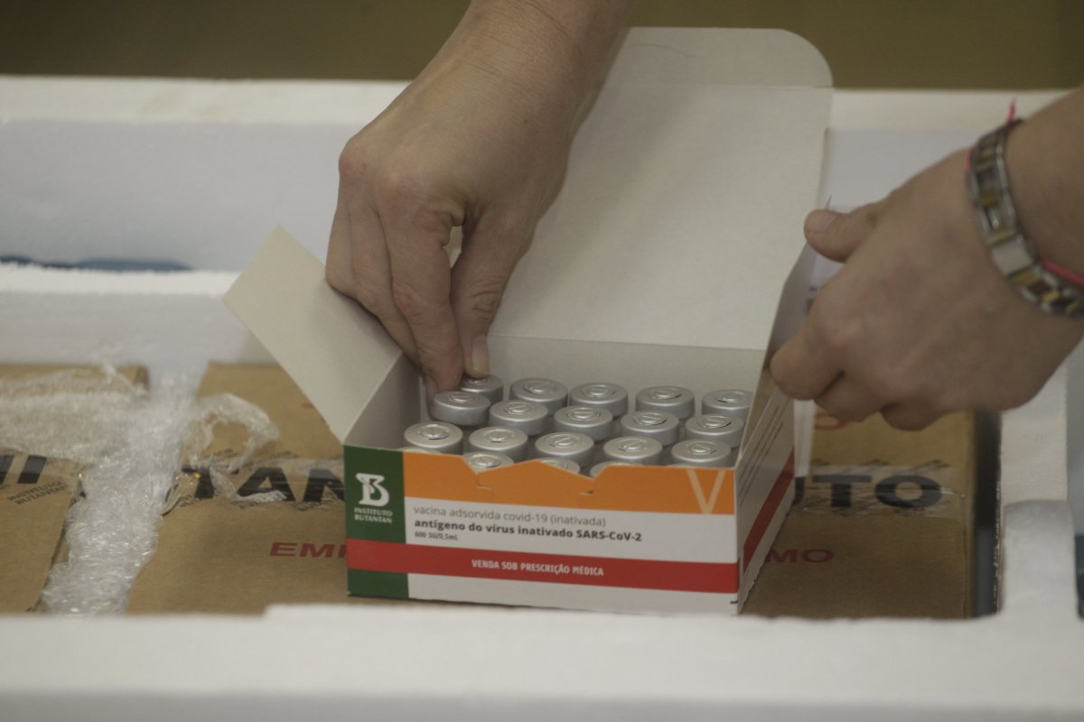 Bahia ultrapassa a marca de 1 milhão de pessoas vacinadas contra a Covid-19