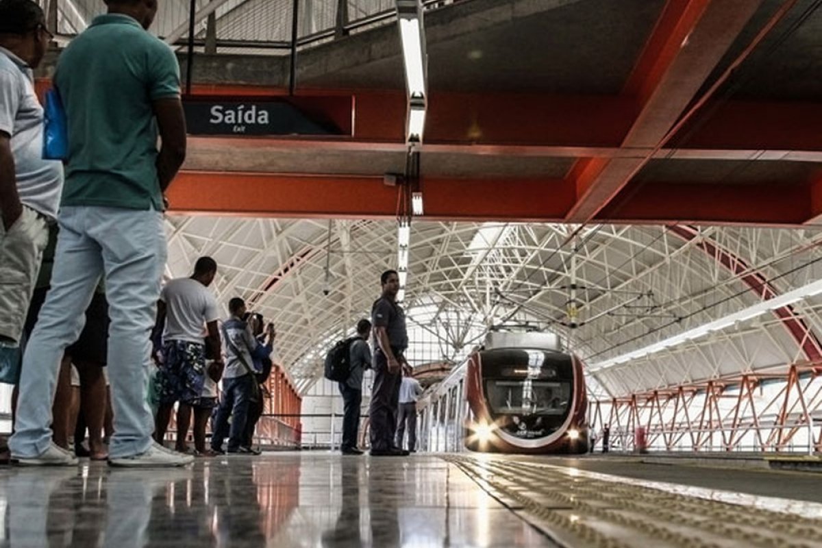 CCR Metrô abre vagas de emprego nas áreas de manutenção e atendimento para PCD
