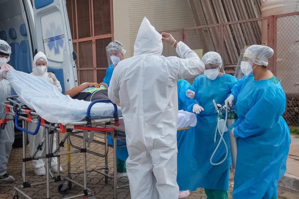 Fiocruz recomenda restrição de 14 dias das atividades não essenciais