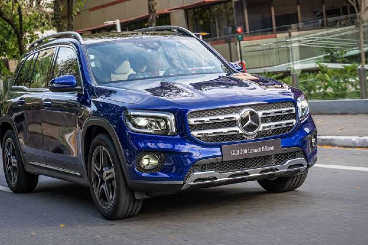 Com vendas de série especial esgotadas, Mercedes oferece duas versões do GLB