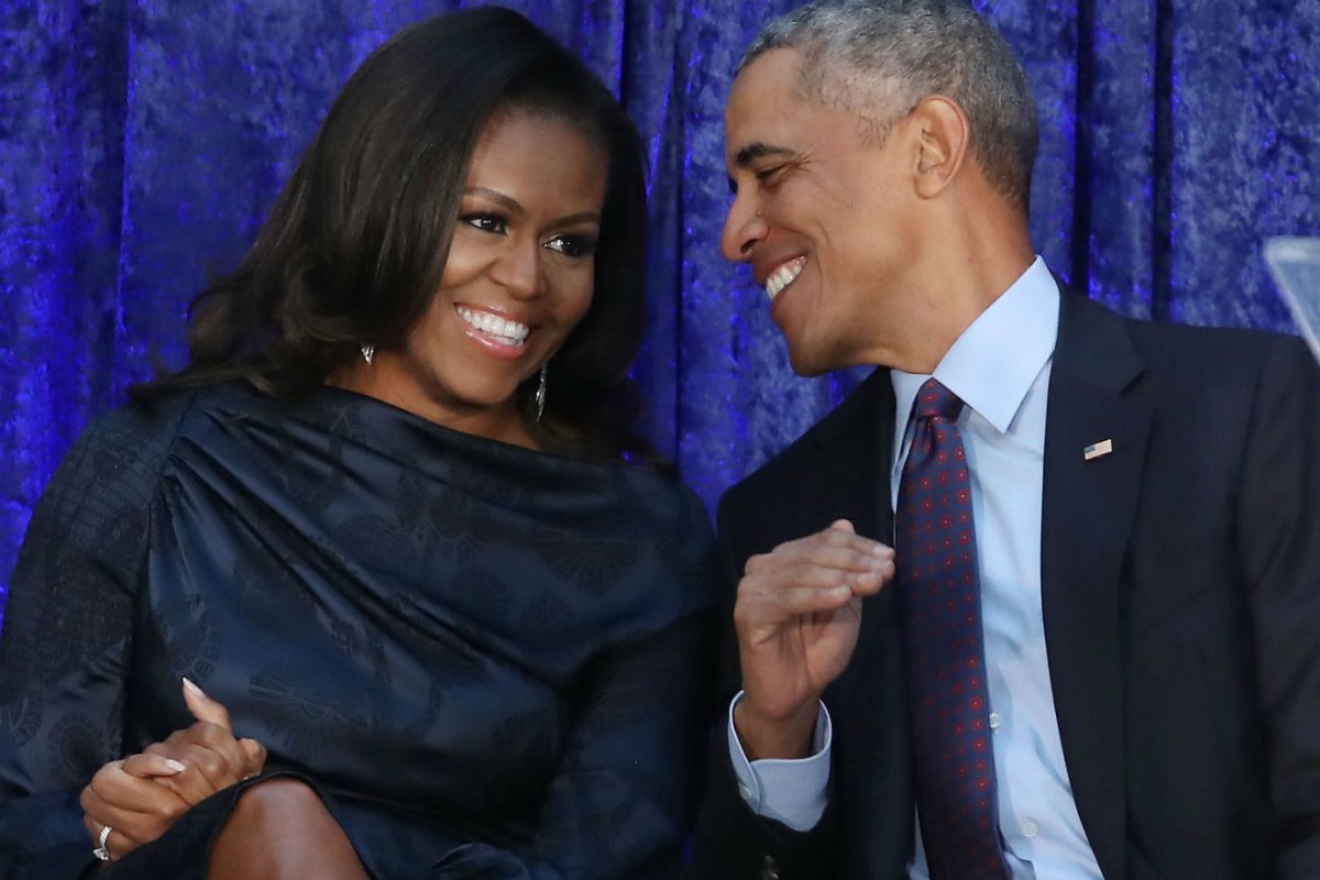 Barack Obama publica lista com 44 músicas que ele e Michelle estão ouvindo no momento