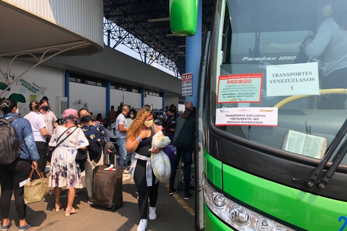 Brasil flexibiliza regras para venezuelanos que solicitarem autorização de residência no país