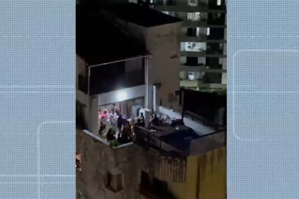 Festa com aglomeração é flagrada em cobertura de prédio no bairro da Barra, em Salvador