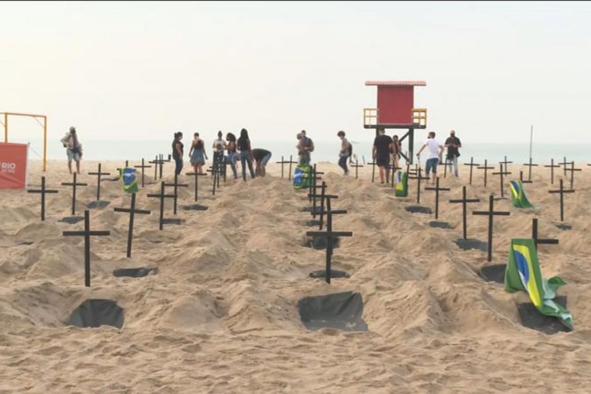 Pesquisa da UFF prevê que Brasil pode chegar a 5 mil mortes diárias por Covid