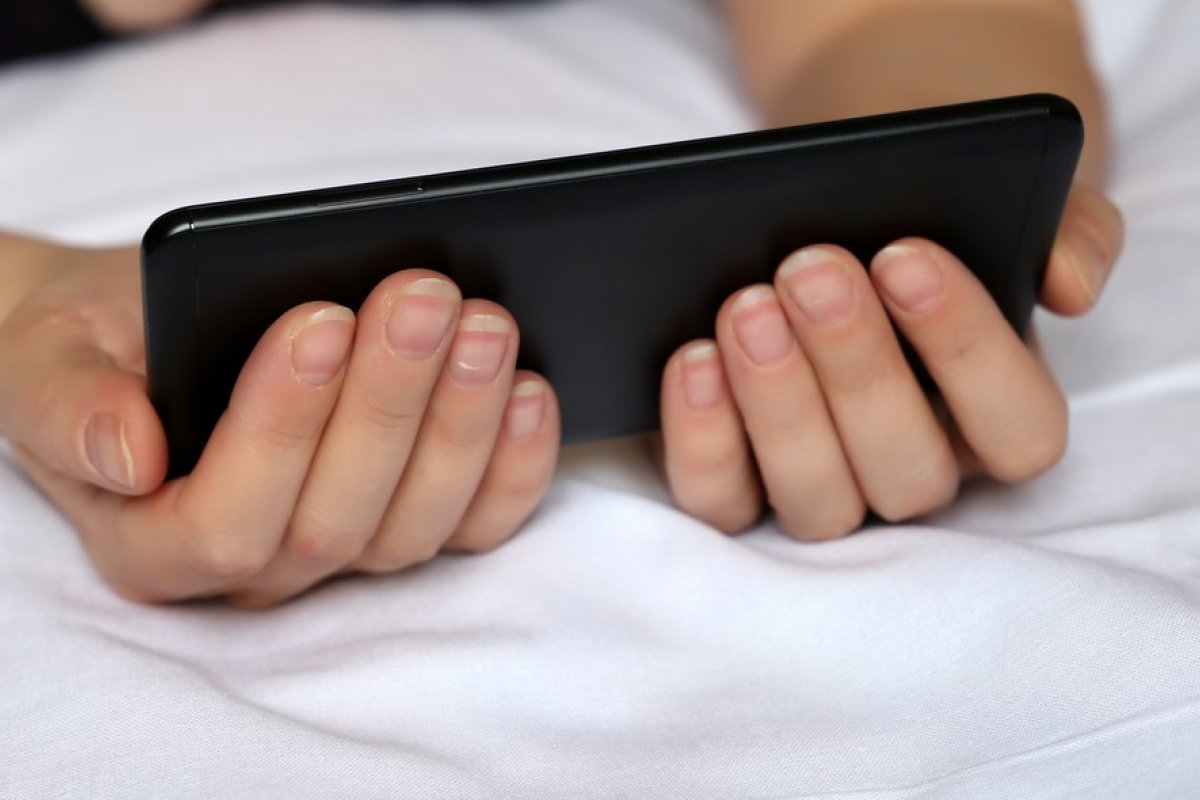 Governo de Utah, nos EUA, aprova projeto de lei que bloqueia celular com acesso à pornografia