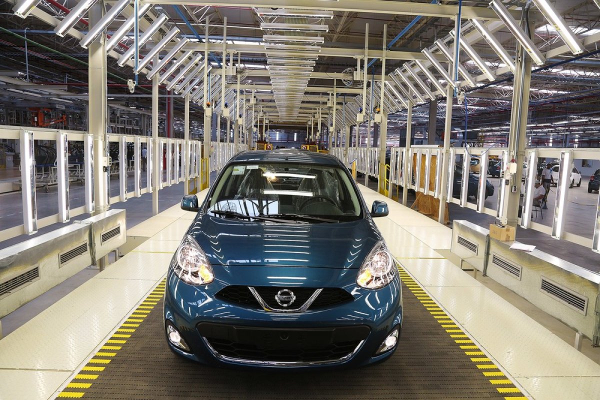 Nissan é a terceira montadora a suspender produção de veículos no Brasil