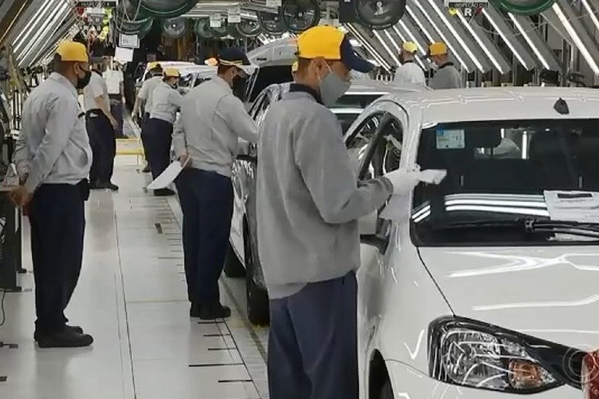 Com agravamento da pandemia, Toyota suspende produção no Brasil