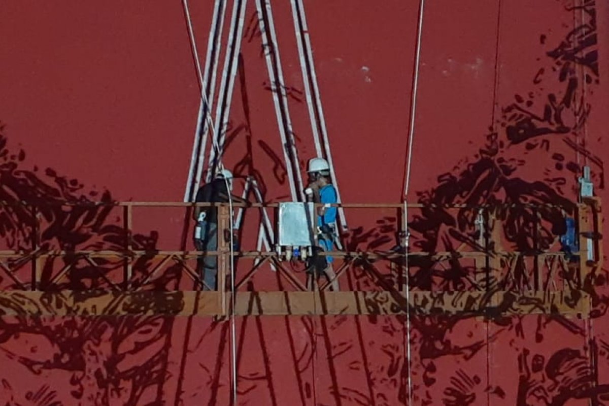 Artistas selecionados pelo projeto MURAL (Movimento Urbano de Arte Livre) começam obras na região do Comércio! 