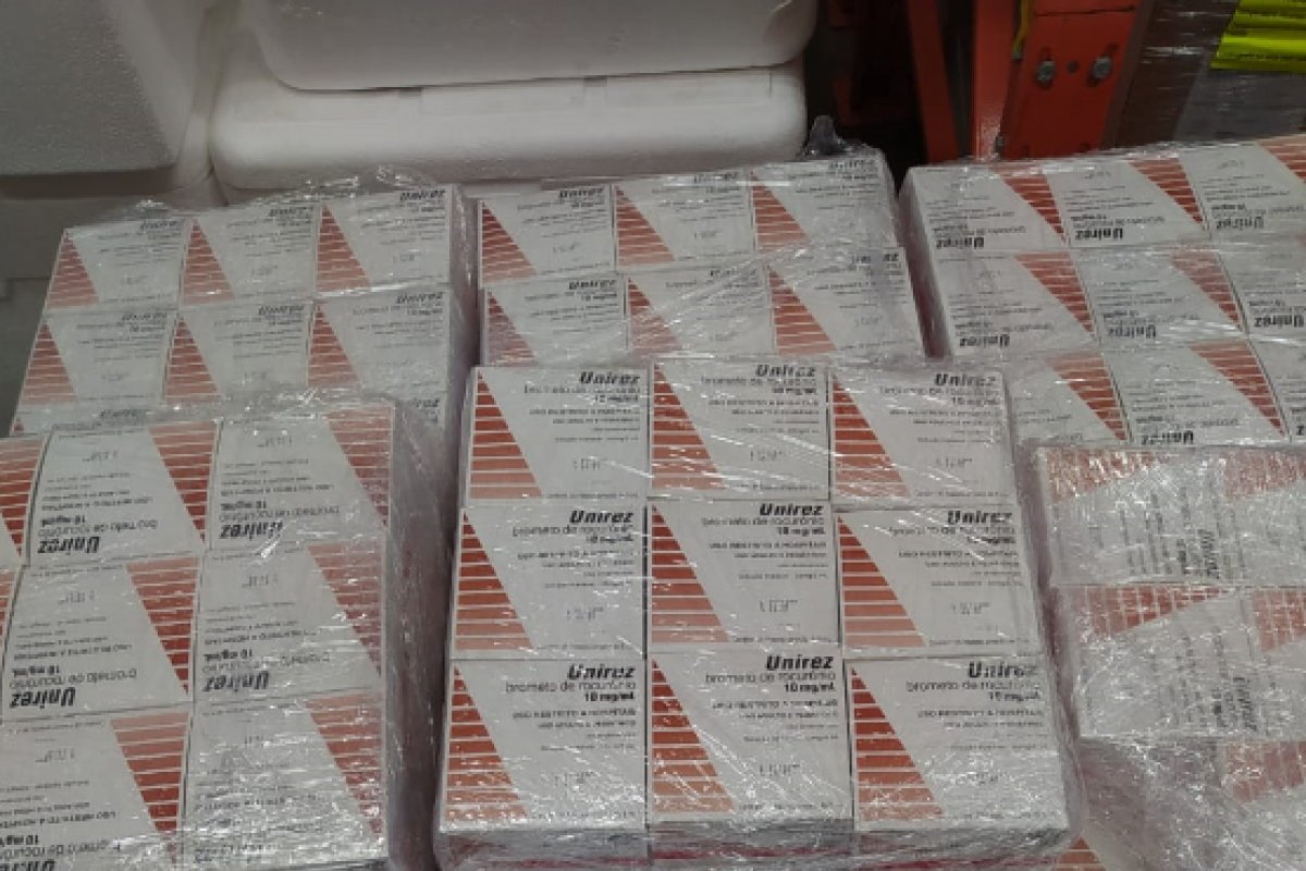 Ministério da Saúde diz que vai repor estoque de remédios para intubação em 72h