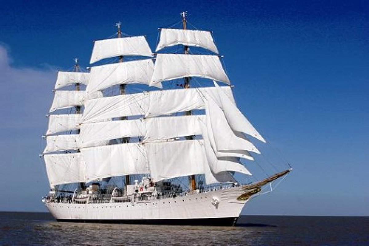 Navio-Escola Libertad abre visitação pública no Porto de Salvador