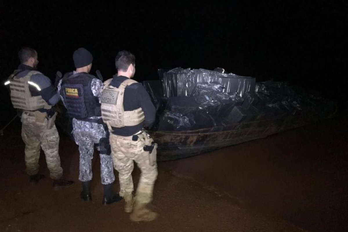 Carga de cigarros é apreendida no Paraná