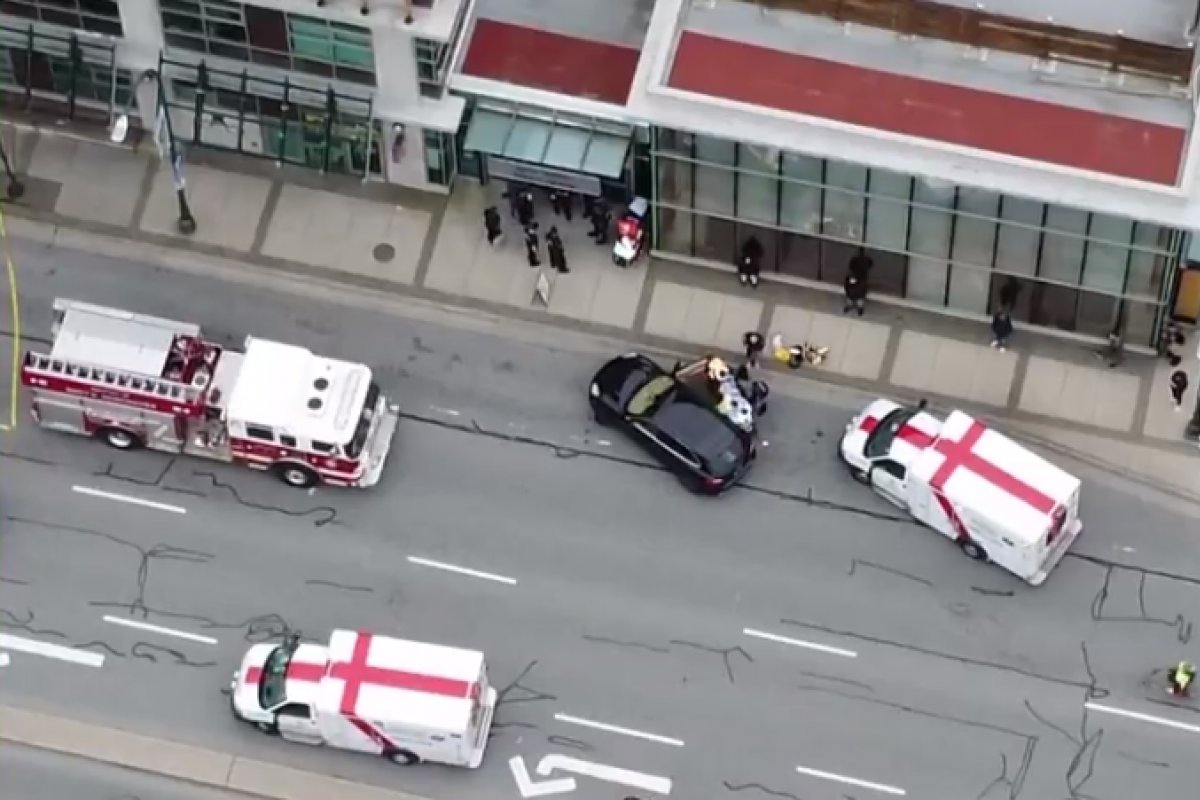 Ataque com faca deixa um morto e vários feridos em Vancouver, no Canadá