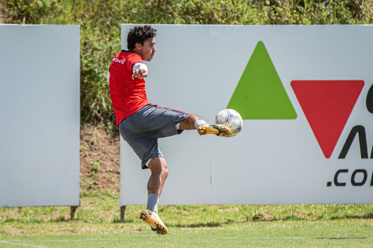 Vitória se reapresenta e inicia preparação contra o Bahia de Feira