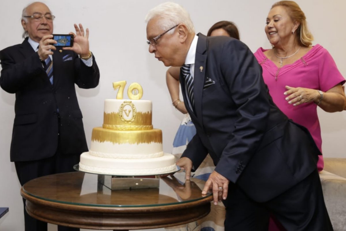 Desembargador é homenageado ao completar 70 anos