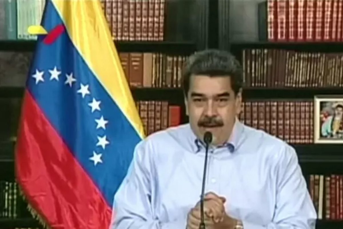 Facebook suspende página de Maduro