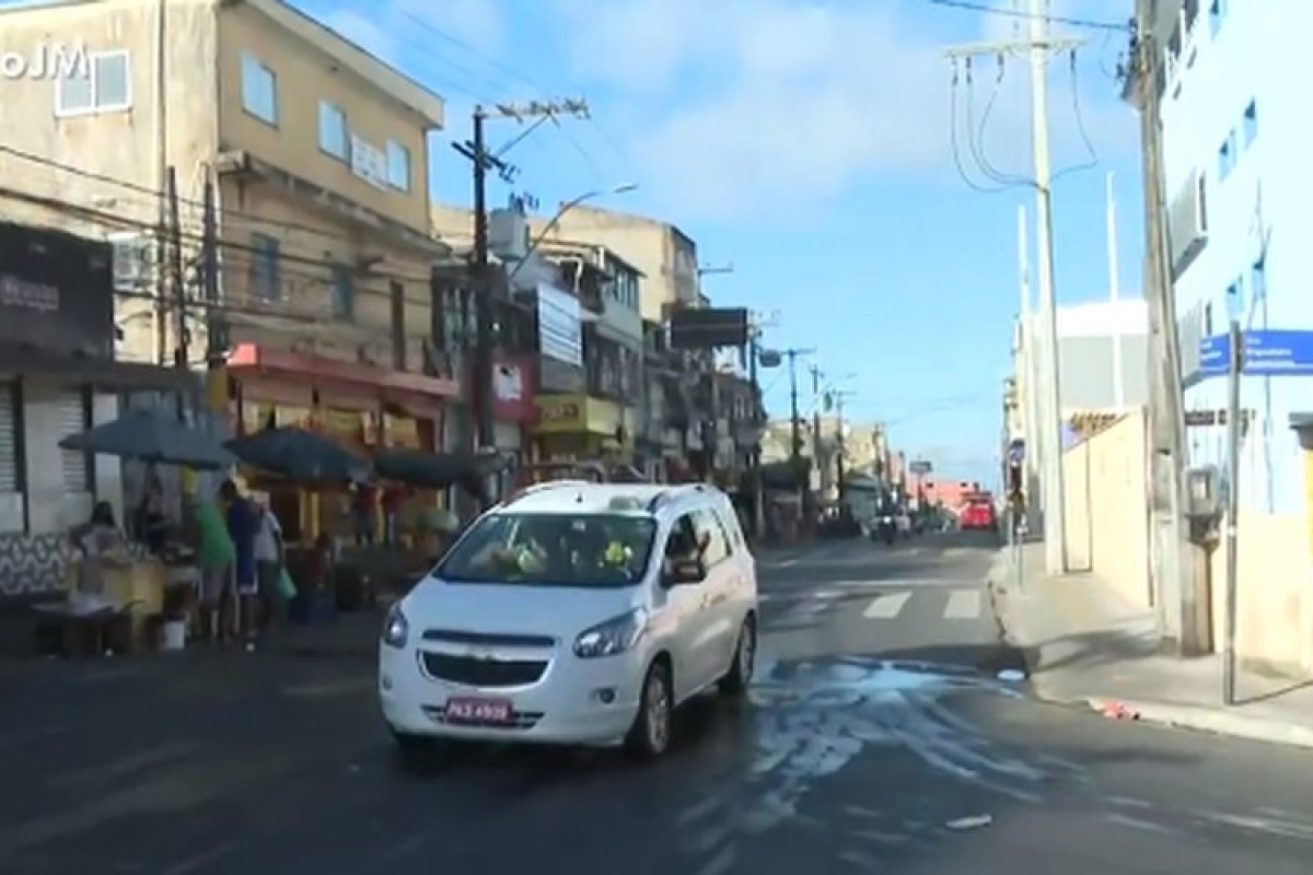 Quatro homens armados fazem 'arrastão' no bairro de São Caetano, em Salvador